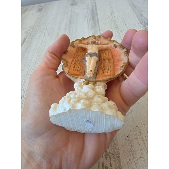 Vintage Jesus crucifix statue religious figurine decor - Picture 5 of 6